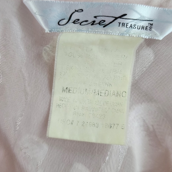 Vintage 80's Secret Treasures Blush Floral Lace Pajama Top And Bottoms - Picture 2 of 6
